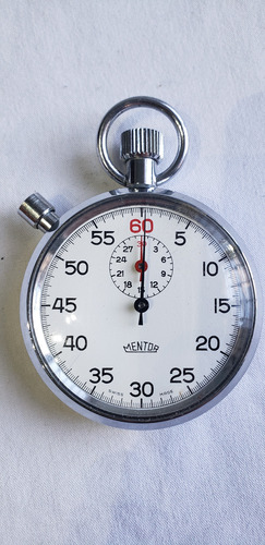 Cronometro Analogico Suizo Mentor 150mm Cuerda Heuer Cromado (Usado)
