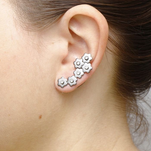Brinco Pequeno Ear Cuff De Florzinha E Strass Semi Jóia Soft