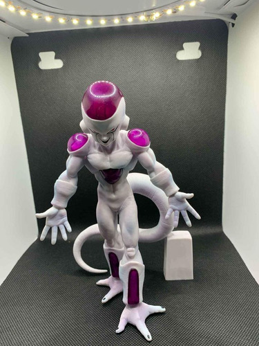Figura De Dragon Ball Z Freezer 18 Cm Alto Pvc