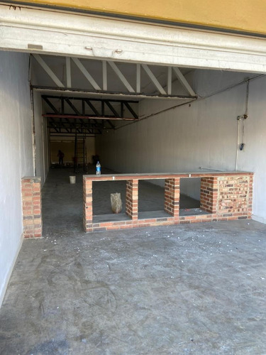 Imagen 1 de 3 de Local 130m Pura Planta Baja