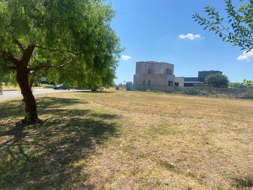 Lote En Venta En Complejo San Sebastian Area 1
