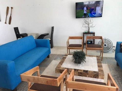 Imagen 5 de 9 de Casa En La Playa, Km 12 Chicxulub, Yucatán, 5 Recámaras, 2 C