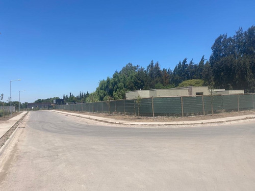 Condominio, Guardias 24/7 En Chicureo, A Pasos De Colegios