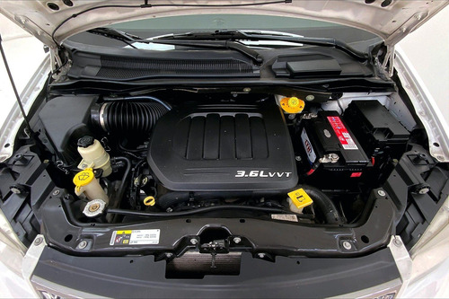 Imagen 10 de 25 de Chrysler Town And Country 5 Pts Li, Ta, Cd, Ra-17