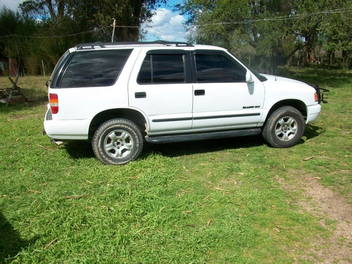 Camioneta Chevrolet Blazer Año 98