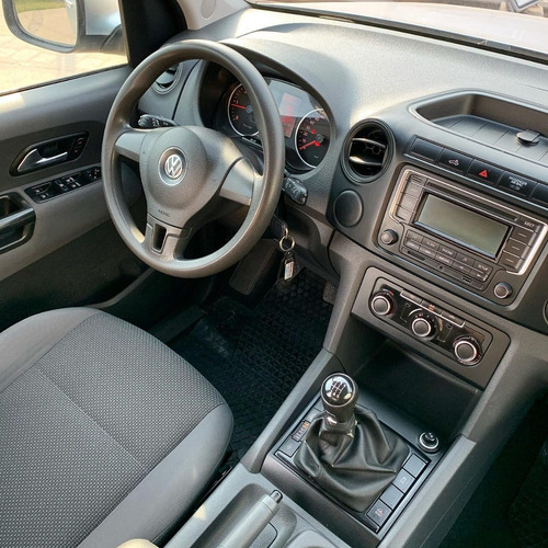 Vw Amarok D/c 2.0 Tdi Trendline M/t 4x4 Año 2014 Impecable!