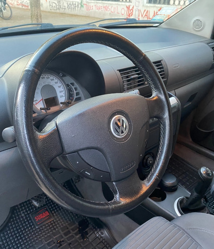 Imagen 9 de 15 de Volkswagen Suran Highline Full - 85900 Kms - 1º Dueño