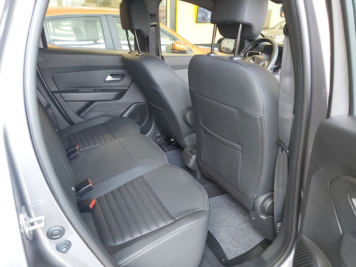 Imagen 5 de 19 de Renault Duster Cvt Outsider 1.6 (precio Especial + Regalo)
