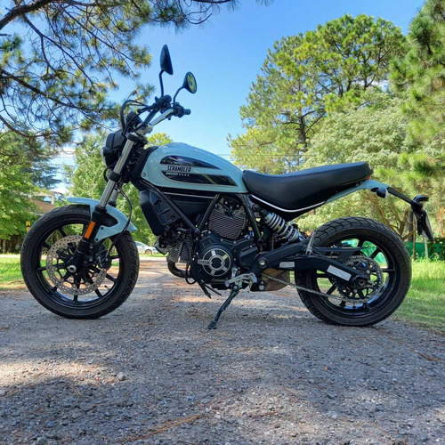 Ducati Scrambler 400 Sixty2
