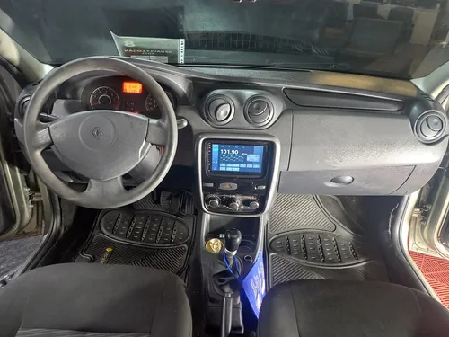 Renault Logan Familier Mt