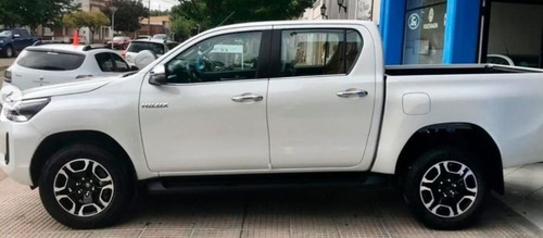 Toyota Hilux 4x2 Dc Srx 2.8tdi 6at 204cv Mod.2021 Disponible