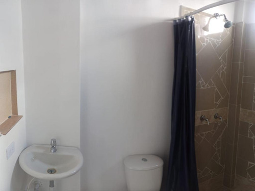Imagen 1 de 7 de As En Alquiler Apartamento Semi Amoblado Ambrosio Plaza As