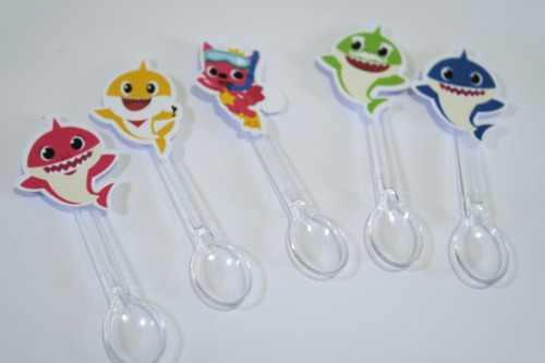 Imagem 1 de 2 de Baby Shark 50 Colheres Para Copinho De Doce Brigadeiro