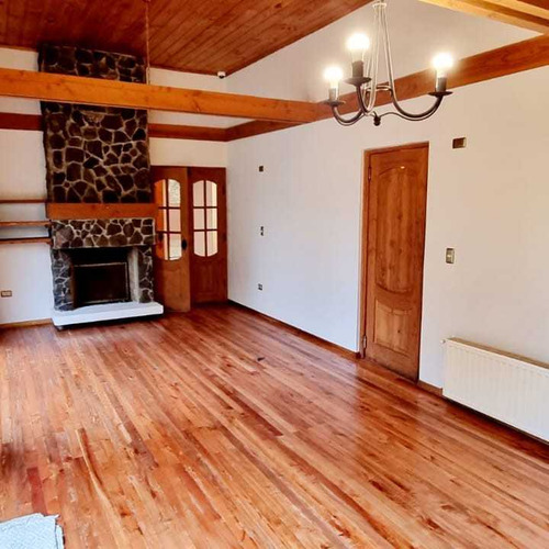 Regia Y Amplia Casa 3d3b En Los Angeles (90306)
