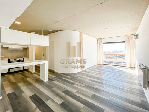 Venta De Departamento Dos Dormitorios, La Plata
