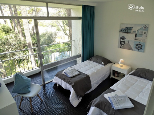 Apartamento De 4 Dormitorios-arcobaleno - Punta Del Este-