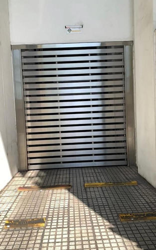 Imagen 2 de 3 de Cocheras En Venta Sarmiento 262