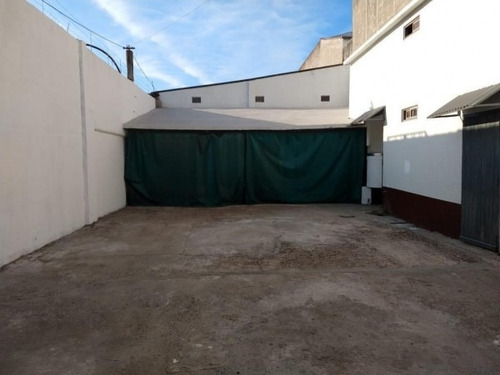 Imagen 3 de 13 de Galpon En Alquiler En Dock Sud, Avellaneda. 256 M2 Totales. Energía Trifásica.