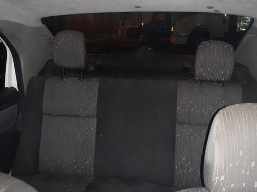 Renault Logan 2012 1.6 Expression Hi-torque 4p