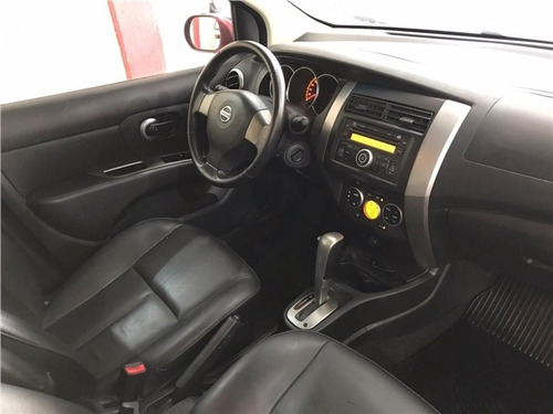 Nissan Livina 1.8 Sl 16v Flex 4p Automático