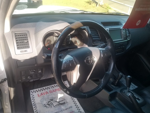 Imagem 7 de 9 de Toyota Sw4