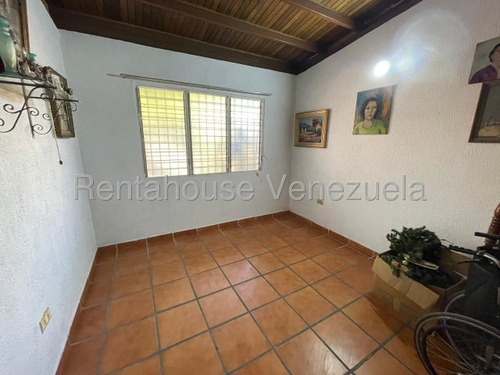 Venta De Casa En Urb El Recreo Cabudare Codigo 2 5 1 2 7 9 9 Mildred, Hermosa Casa Familiar En Venta En Urbanizacion Privada De Cabudare Donde Podrás Disfrutar De Comodidad, Excelente Ubicacion