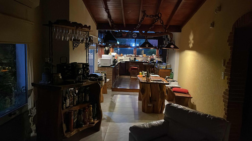 Dueño Vende Complejo De 4 Cabañas + Casa Principal 2000m2
