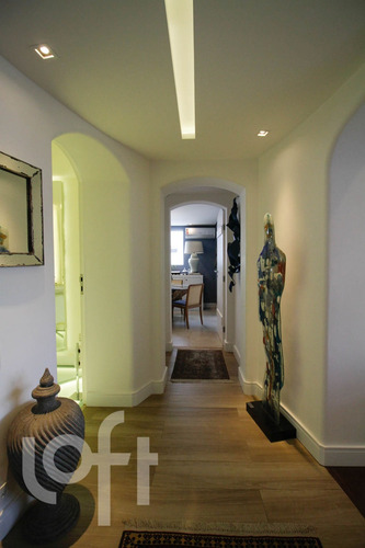 Imagem 15 de 30 de Apto Jardim Paulista | 3 Quartos | 244 M² | Cond: R$3311.00 | 3 Vagas - 1v0r0l4