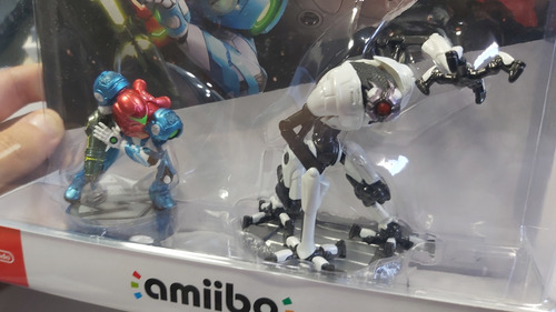 Amiibo Metroid Dread Samus + E.m.m.i. Novo Lacrado (Usado)