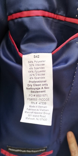 Imagen 5 de 7 de Saco Para Traje Poco Uso. Tommy Hilfiger