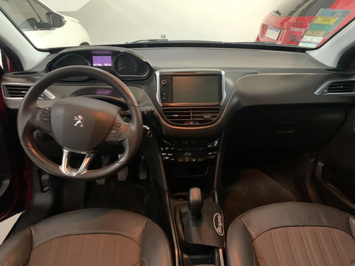 Imagen 9 de 16 de Peugeot 2008 Feline 1.6