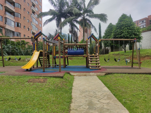 Imagen 3 de 30 de Apartamento En El Poblado En La Inferior
