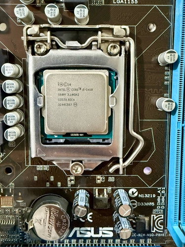 Motherboard Asus P8h61-m Lx3 R2.0, 8gb Ram, Cpu Core I5 3450 Azul (Usado)