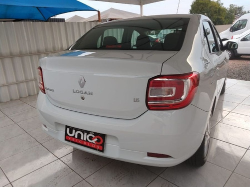 Logan 1.6 Expression 8v Ano 2015