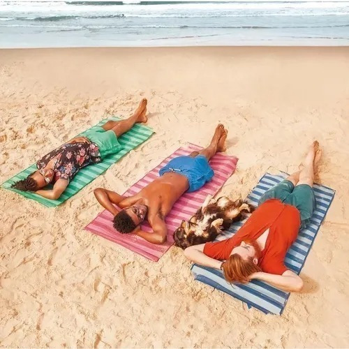 Esteira De Praia Dobrável 1,80x90cm Vira Bolsa Cor Vermelha