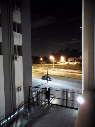 Imagen 11 de 11 de Compra Oficina Pilar Sobre Panamericana 60 M2