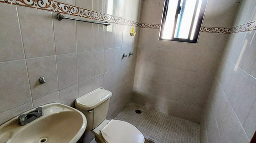 (v) Casa En Venta En Residencial Privado Campestre La Huerta Con Un Excelente Precio