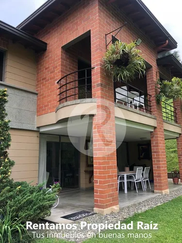 Casa Campestre En Venta En Loma Del Chocho. Cod V9352