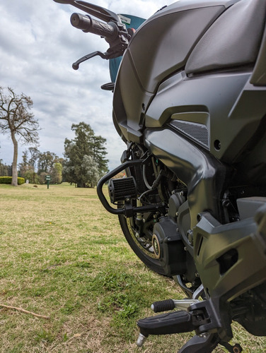 Imagen 12 de 15 de Dominar 400 Ug 2021 3.000km Bajaj Dominar C/accesorios