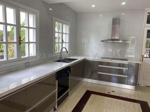 Casa En Venta,alto Hatillo Mls #25-4103 Sc