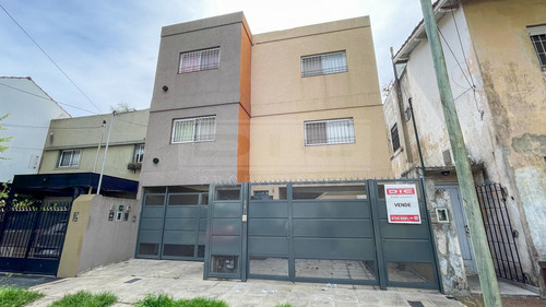 Triplex 2 Dormitorios Venta - Olivos-maipu/uzal