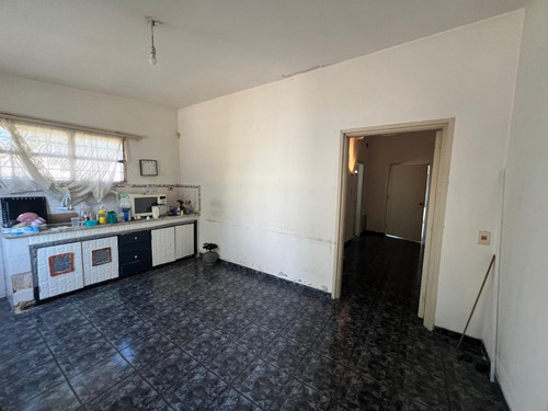 Venta De Casa En Vista Linda Montevideo, A Una Cuadra De Cno. Maldonado.