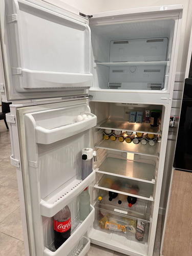 Heladera Con Freezer Siam No Frost 370l Impecable Blanco (Usado)