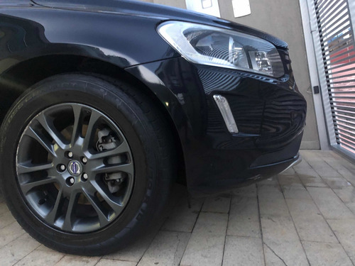 Imagem 4 de 13 de Volvo Xc60 2014 2.0 T5 Dynamic 5p