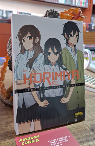 Horimiya. Tomos 6, 7 Y 8. Editorial Norma. España.