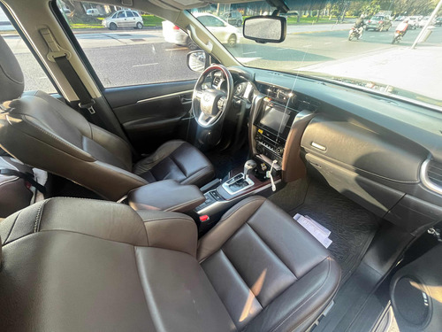 Toyota SW4 2.8 Srx 177cv 4x4 7as At