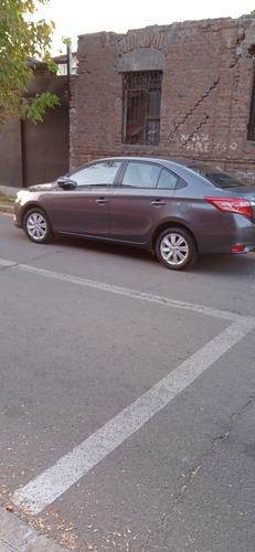 Toyota Yaris Lei Sedan