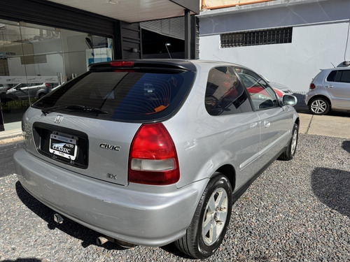 Honda Civic Hatch 1.6 Ex Hatchback