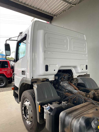 Imagem 11 de 13 de Mercedes Benz 1719 4x2 2016 Chassis