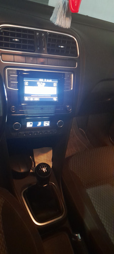 Volkswagen Vento 1.6 Highline Mt